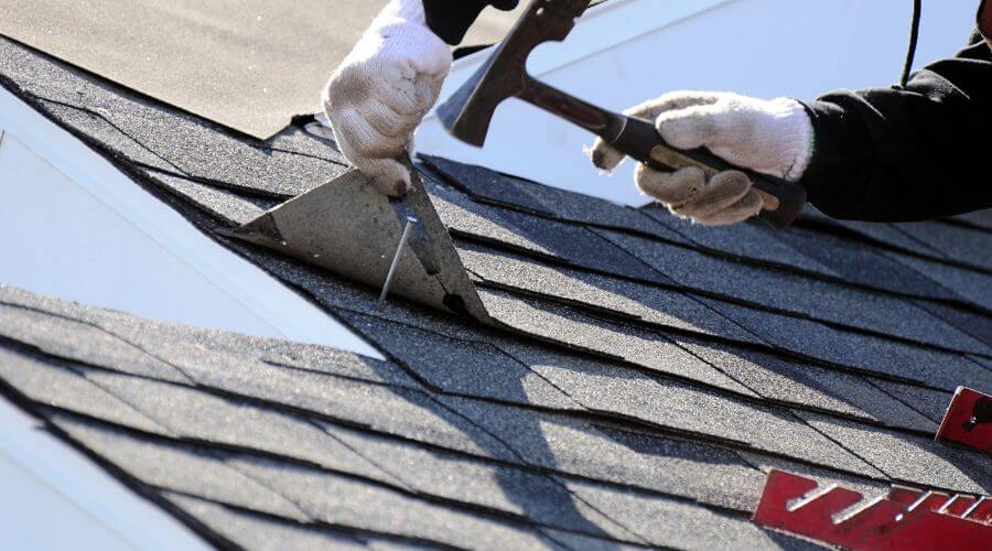 Expert Emergency Roof Repairs services in Pittsburg, MO